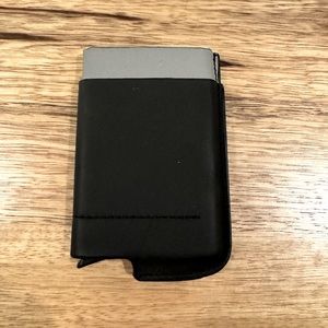 Metal and Black Gray Leather Push Up Wallet